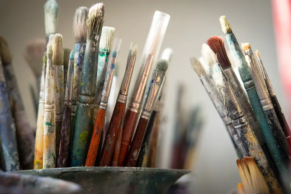 How to keep paint brushes from fraying
