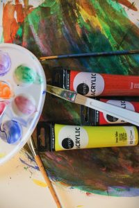 how to clean dried acrylic paint brushes